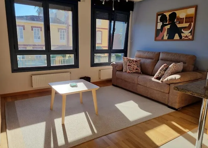 20A01 - Precioso Apartamento Con Piscina Y Garaje